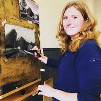 Lucie in our charcoal sketching workshop 