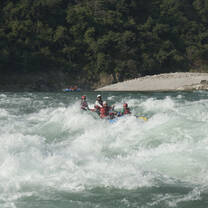 Students navigate the whitewaters of the Kali river during a NOLS India expedition. 