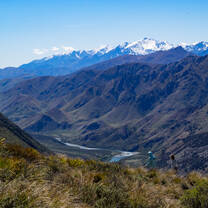 Semester students explore New Zealand's mountains.