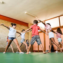 CAMPAMENTO DE BAILE