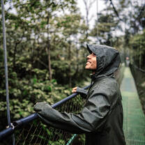 SFS Costa Rica - student on a bridge