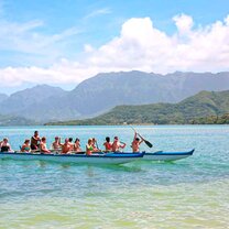 Students kayaking in Fiji