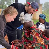 Student groups volunteer together in Tanzania