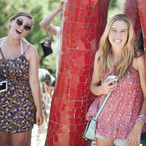 A visit to a Tuscan sculpture park students enjoying sculpture park