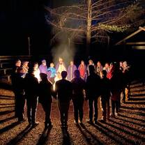 Closing campfire with all fall students