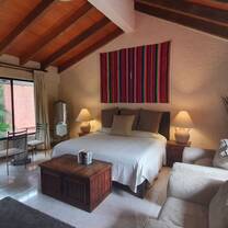  Exclusive in-house accommodations  