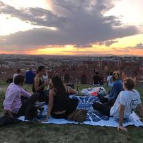 Spanish class enjoying the sunset