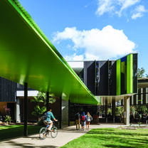 JCU Townsville Campus. Education Central