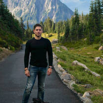Hiking in Mount Rainier