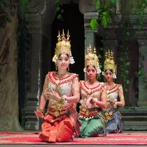 Cambodian women performing in traditional clothing