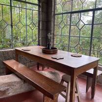 Dinning table