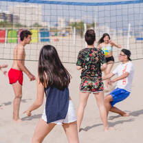 CAMPERS PLAYING BEACH VOLLEY AT IBERIAN CAMPS 2