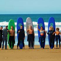 Surfcamp surf instructors