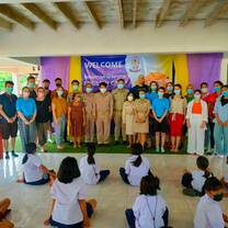Volunteering with groups 