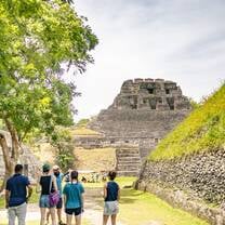 Traveling while volunteering
