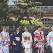 Students in traditional Japanese dress