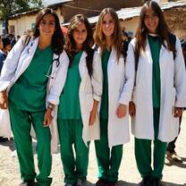 Volunteers who participated in the Medical Project / Voluntarios que participaron en el voluntariado médico/ Volunteer Medical Project