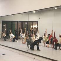 interns taking a kpop dance class