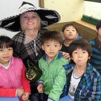 Tiffany Teacher and class