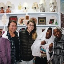 Yahel volunteers in the Negev desert with Bedouin women