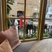 Cosy breakfast place