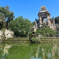 At the Parc de la Ciutadella, a perfect picnic spot