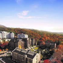Aerial view of Sinchon campus' autumn foliage