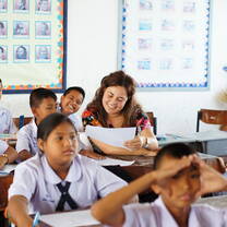 Teach English in Classroom