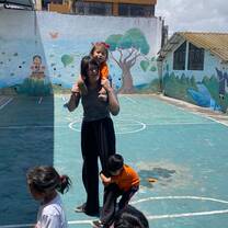 Volunteer in a school with Fundación VASE
