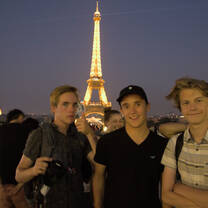 Da Boyz at La Tour Eiffel all lit up for us!