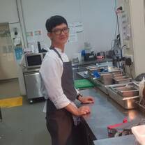 Culinary intern from Vietnam
