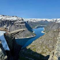 Hiking Trolltunga during the 3-day weekend
