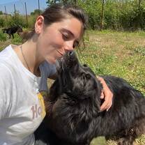 Volunteer shows her love