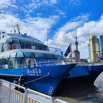 Shanghai cruising on Huangpu river - Best Chinese Summer Camp