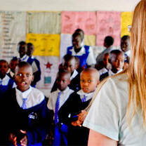 A volunteer tourist teacher in Kenya