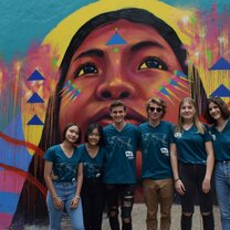 exchange students enjoying their time together on program in Colombia