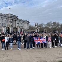 Buckingham Palace with the students!