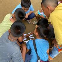 ETE students learning English