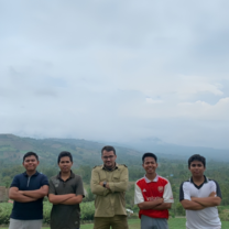 Junior Rangers and CIC Posing for photo