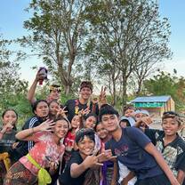 Students and volunteers at Yayasan Loka Mawa Upadhi