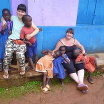 VOLUNTEER Netty from England and Vanessa from Spain
