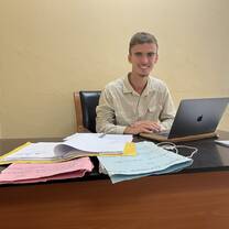 Meet Louis, a vibrant young man from France with a passion for law and a heart for humanitarian and environmental aid.   As a law and economics student, Louis is taking a year off to discover Africa and make a difference in the lives of its incredible people. He’s currently interning in Malawi, where he’s learning from experienced lawyers who are driving real change on the ground. While expanding his CV, Louis is also immersing himself in the local culture, trying delicious dishes like chambo and nsima, and
