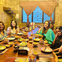 Meet and greet with your fellow teacher travelers