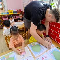 Lovely Lewis and his lucky students