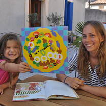 English assistant with kid