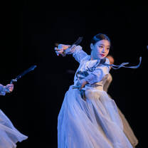 Dance 4