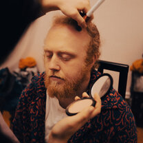 Make Up