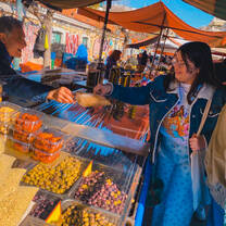 CYA Student shopping at the farmers market