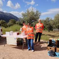 refugee volunteers