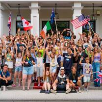 Angloville: Discover the World 